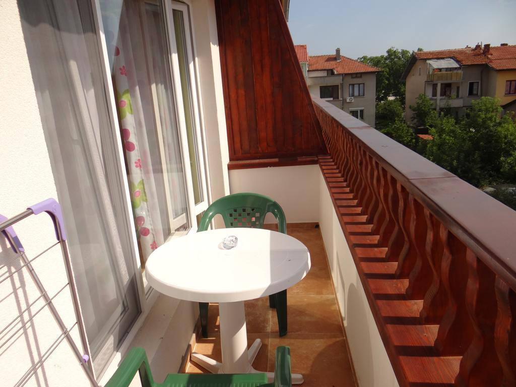 Guest House Rosa Китен Екстер'єр фото