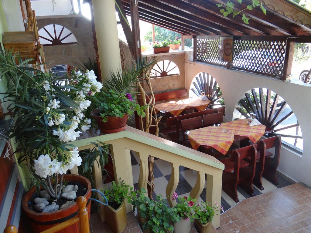Guest House Rosa Китен Екстер'єр фото