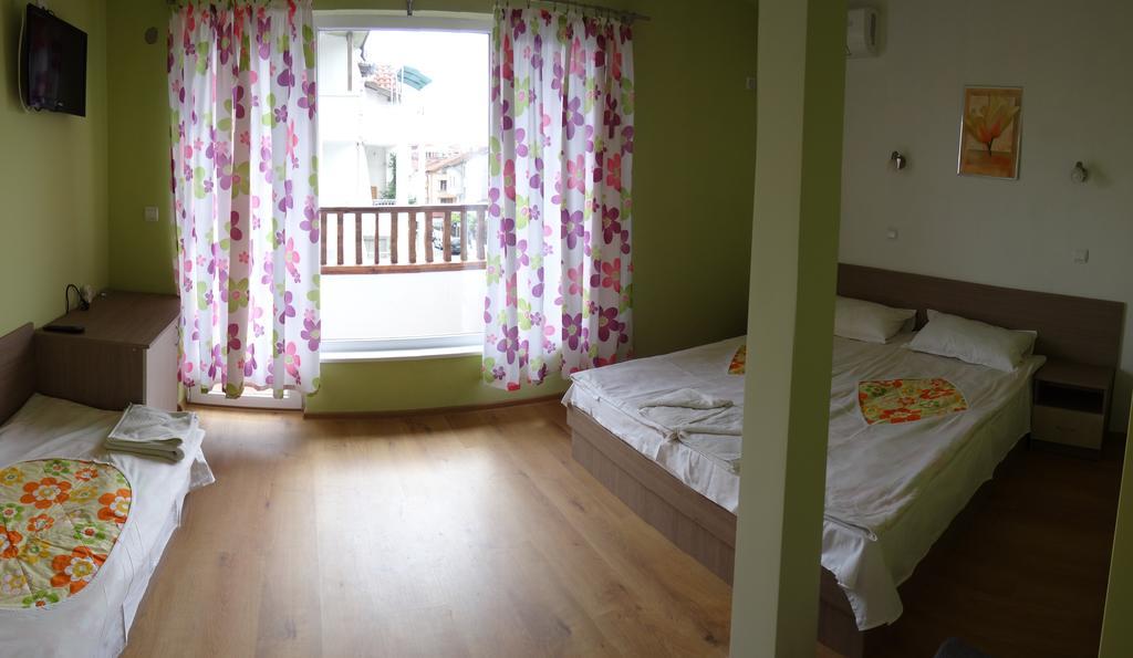 Guest House Rosa Китен Номер фото