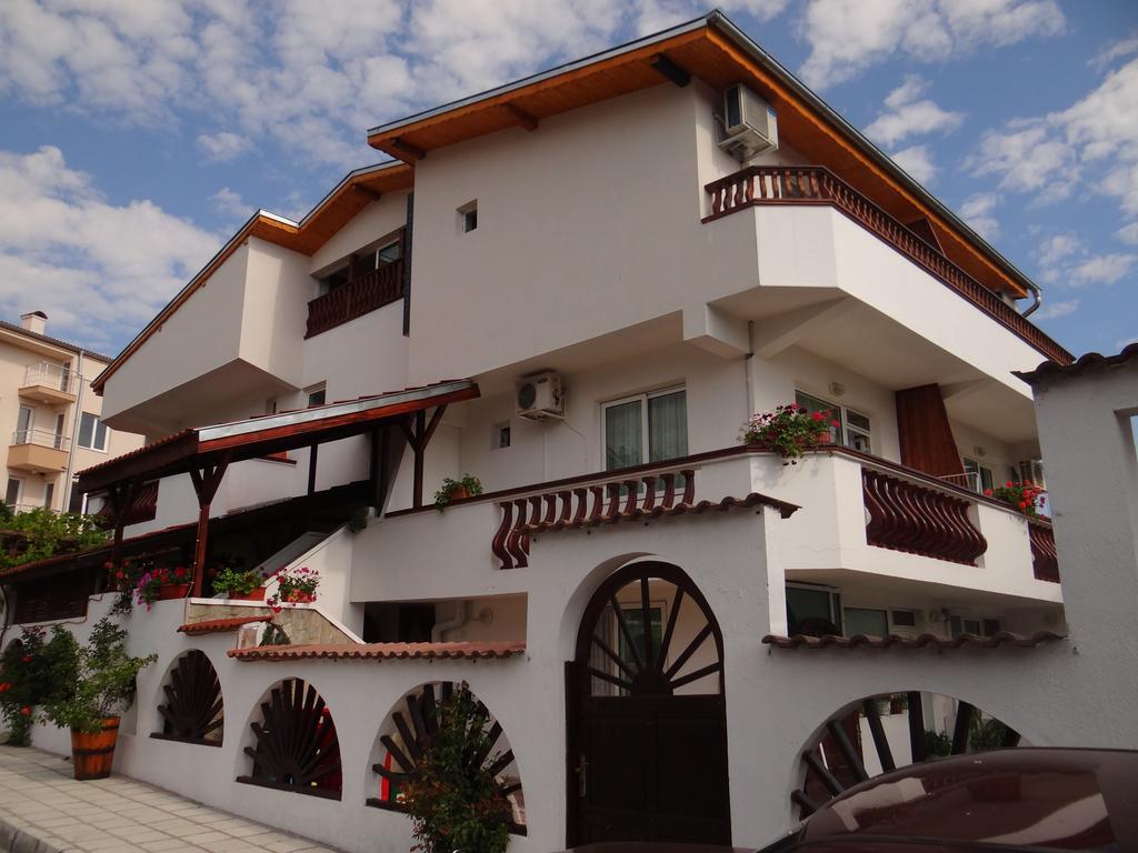 Guest House Rosa Китен Екстер'єр фото